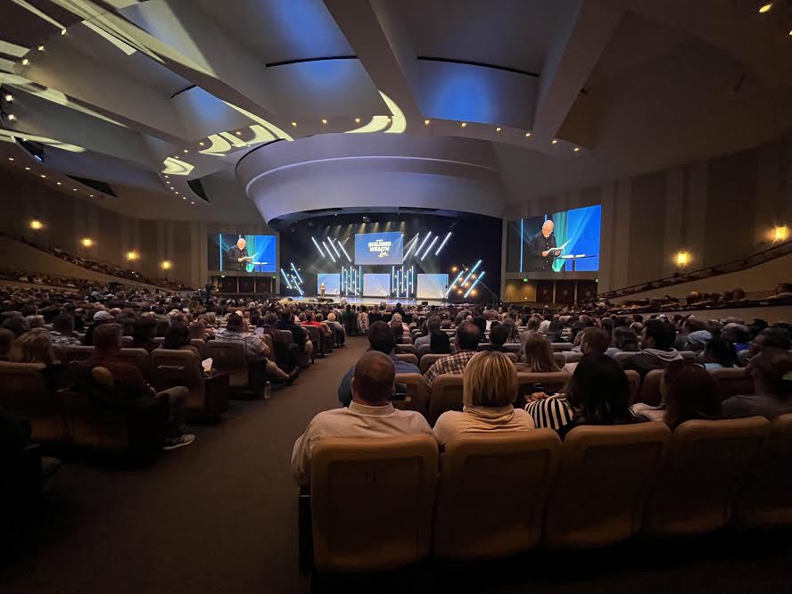 Finance guru Dave Ramsey speaks at Grace Church