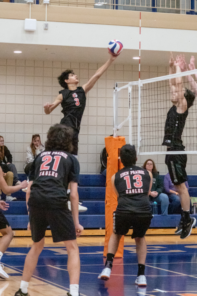 Aadi Awasthi EPHS boys volleyball 4-23