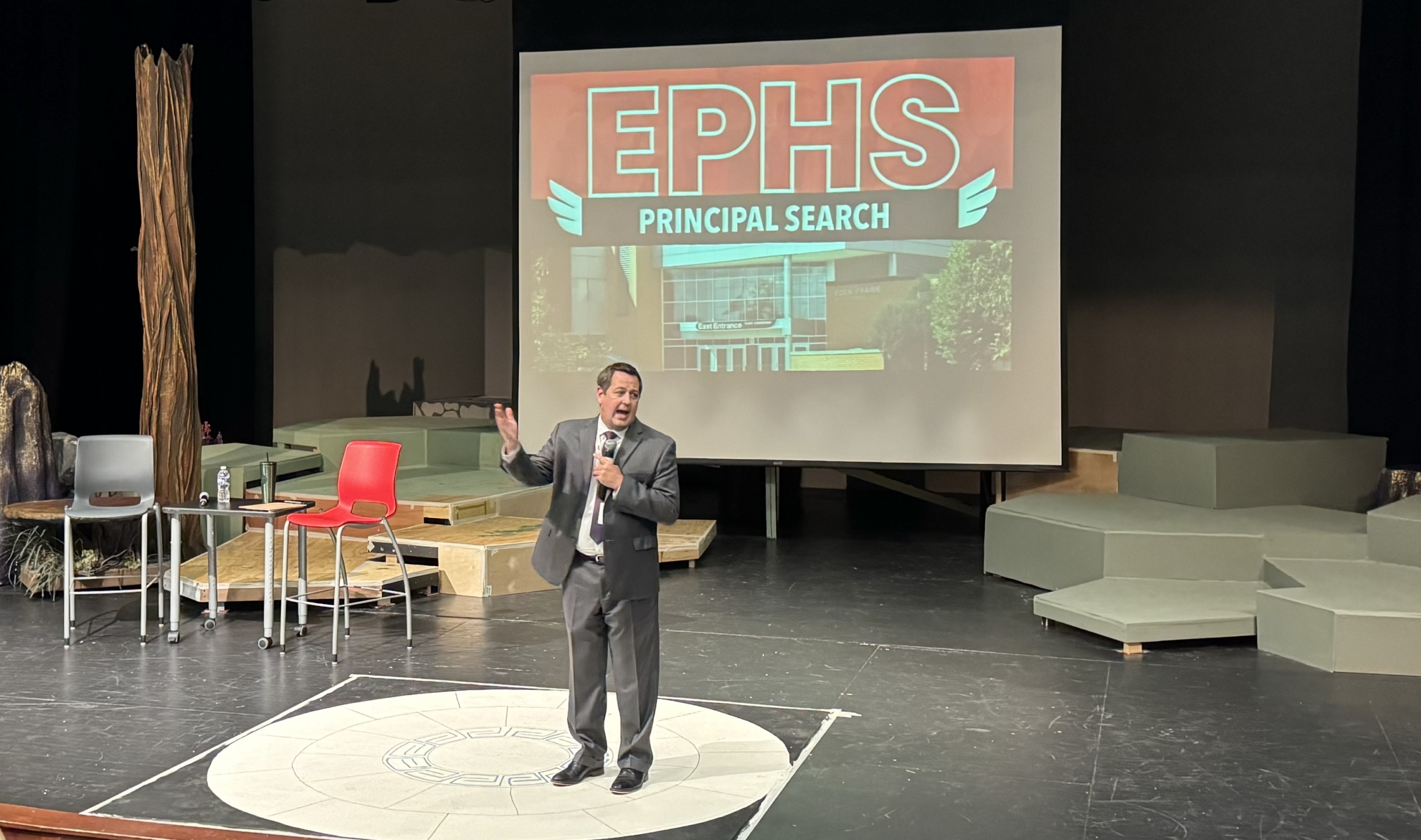 Onlyfans: Eden Prairie Candidate Confirms Account After Spider Incident - t3lsfkn